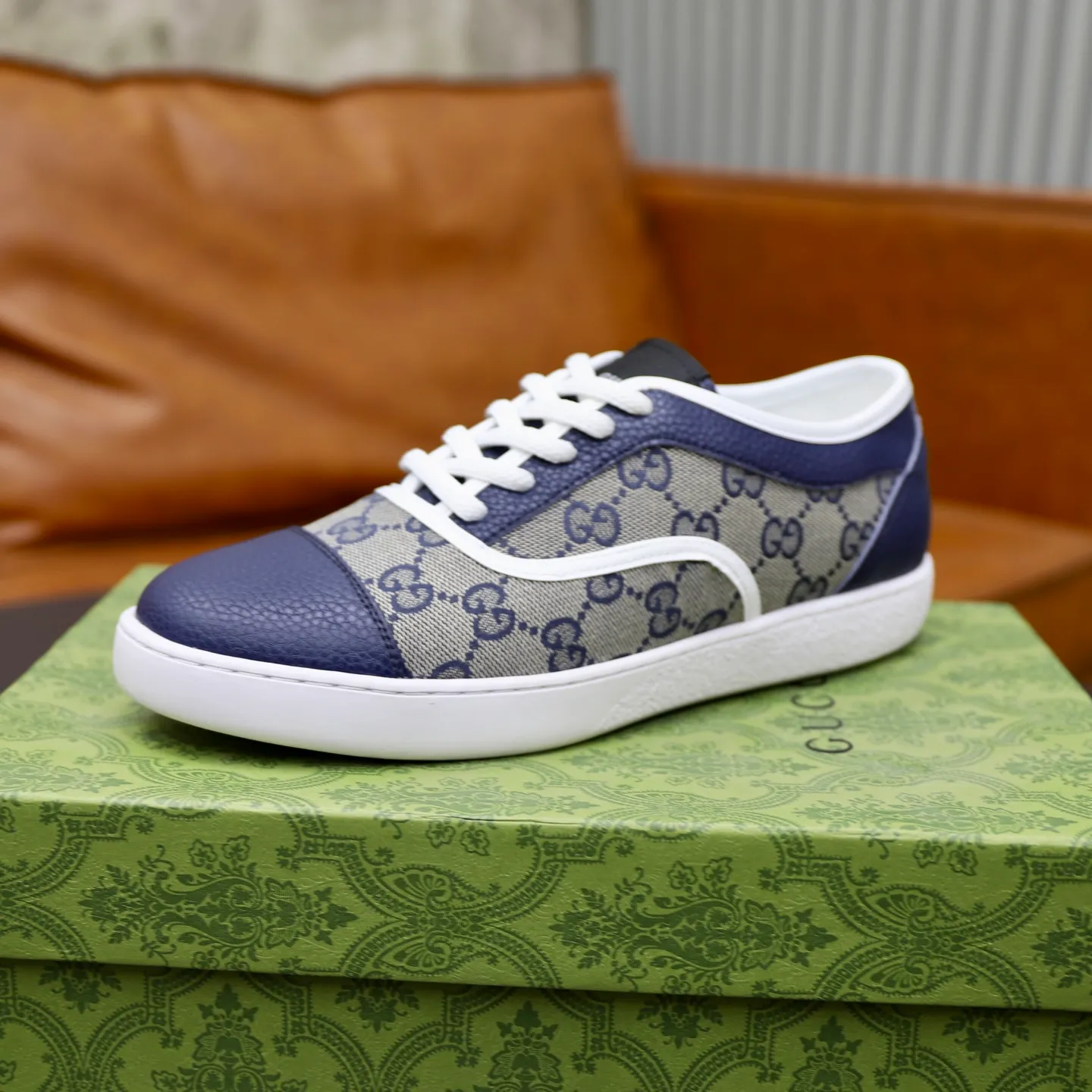 Men's shoes: 400💰🙅‍♂️🙅‍♂️🙅‍♂️ Brand: GUCCI Standard code: 38-44 Grade: Same as the official website Material: Original leather splicing Comfortable sheepskin lining Lightweight wear-resistant outsole Style category: Men's fashionable casual shoes Running sneakers Distinguished luxury brand elements Top luxury Color: Actual picture color